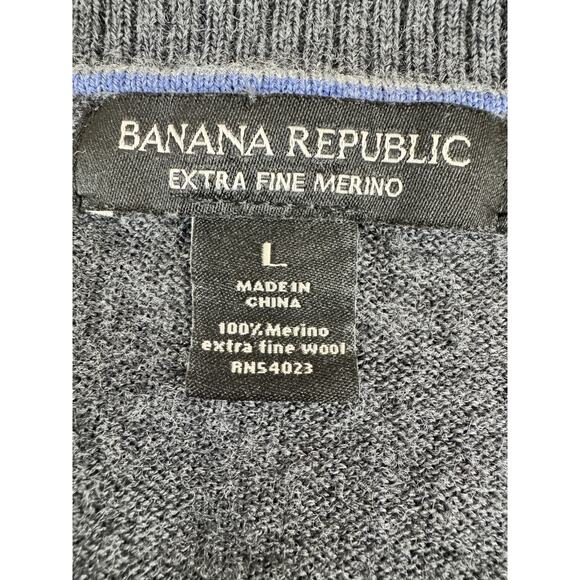Banana Republic Mens 100% Extra Fine Merino Wool V Neck Sweater L Gray Preppy - Picture 3 of 11
